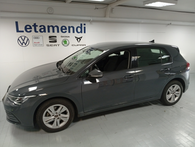 Volkswagen Golf VIII Life foto miniatura