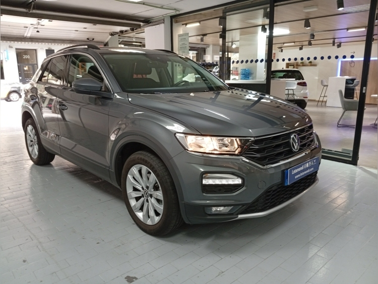 Volkswagen T-Roc Advance foto miniatura