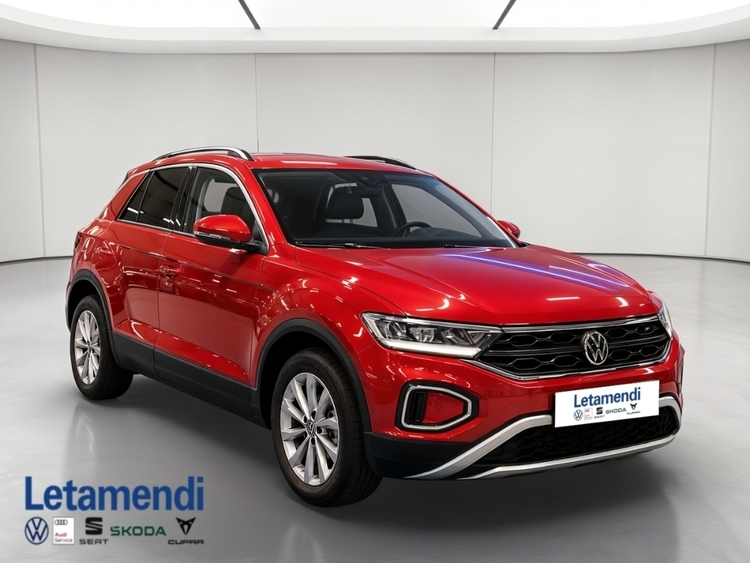 Volkswagen T-Roc Más foto miniatura