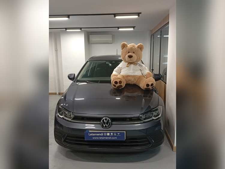 Volkswagen Polo Life foto miniatura