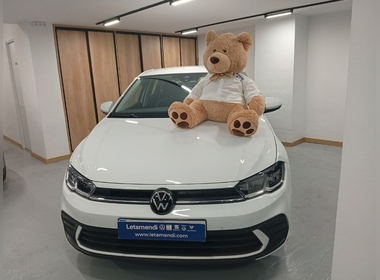 Volkswagen - Polo