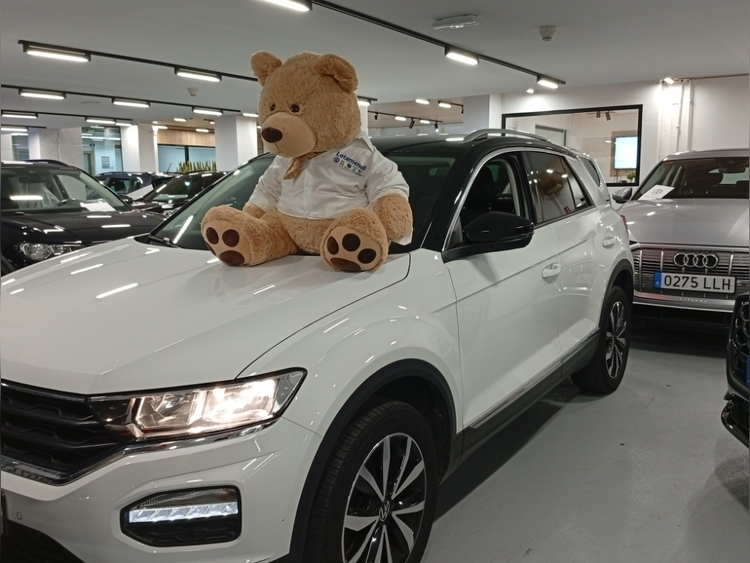 VOLKSWAGEN T-ROC MAS 1.5 150CV foto miniatura